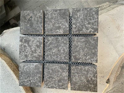 4 X 4 svart kakel